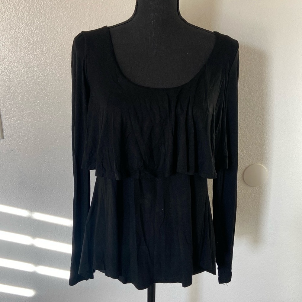 Black shirt